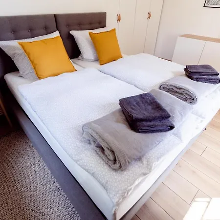 Lesne Zacisze Apartment *